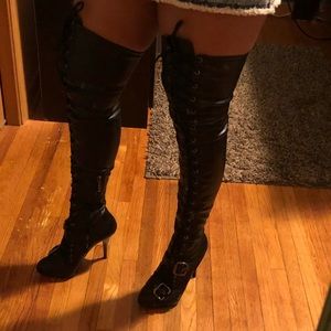 Over the knee lace up buckle boots